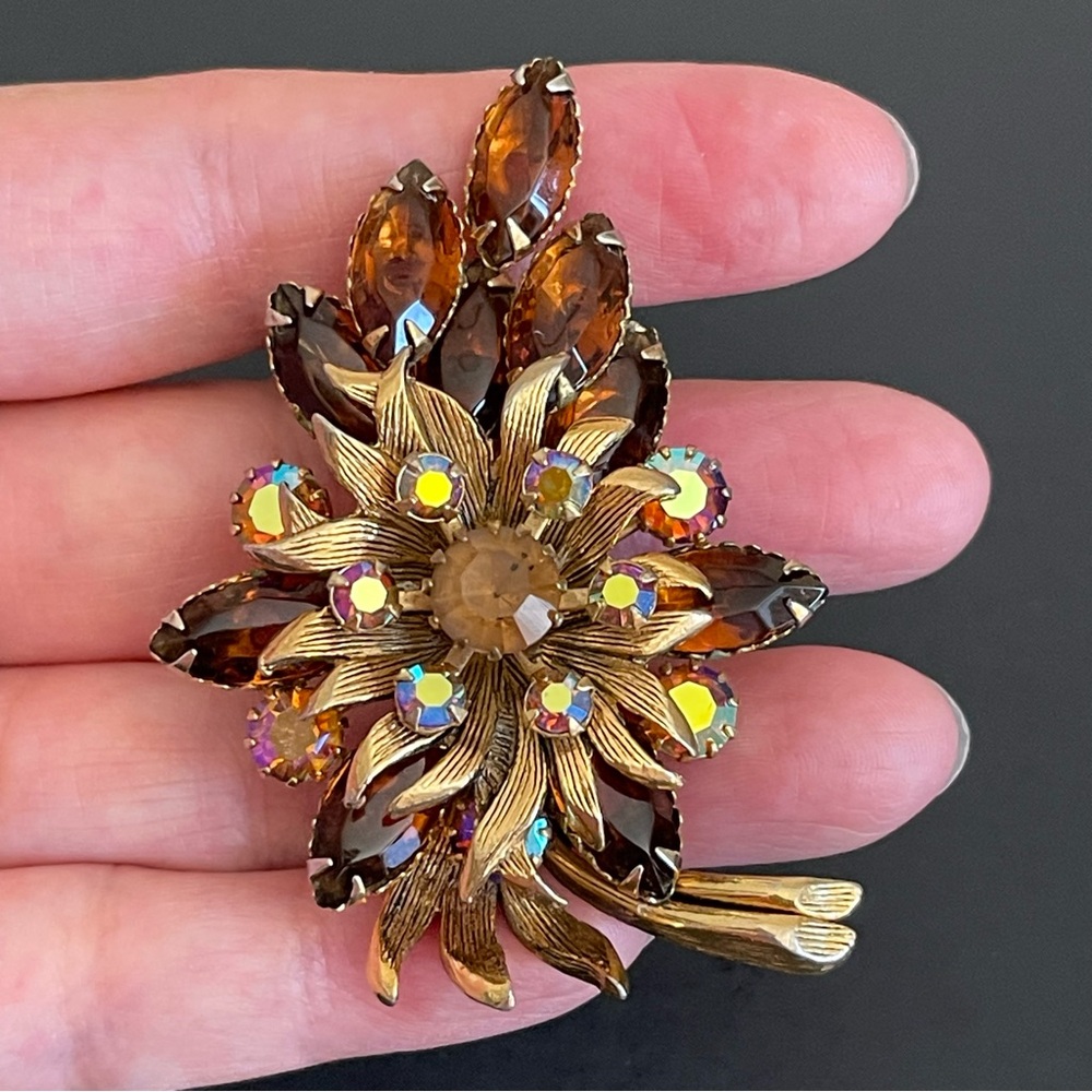 Vintage Selini signed rhinestone Floral Brooch